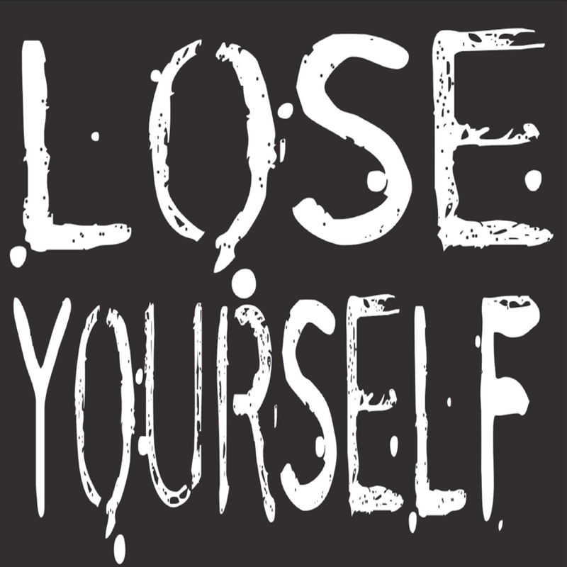 Lose Yourself (Eminem Tribute)” by Unknown - トラック・歌詞