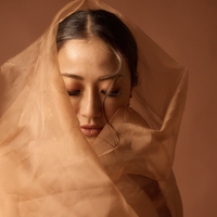 FALLIN' (feat. 5lack)” by JASMINE - トラック・歌詞情報 | AWA