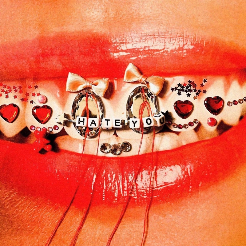 LALA♡断捨離 断捨離” by ASOBOiSM feat. サーヤ - トラック・歌詞情報 | AWA